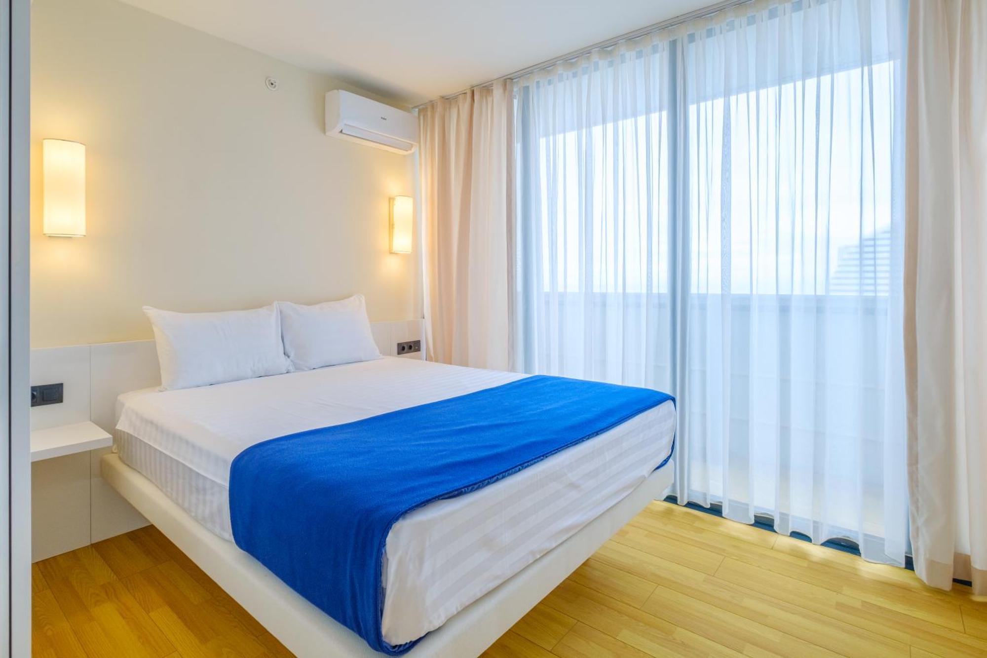 Orbi City Hotel Official D Block Batumi Bagian luar foto