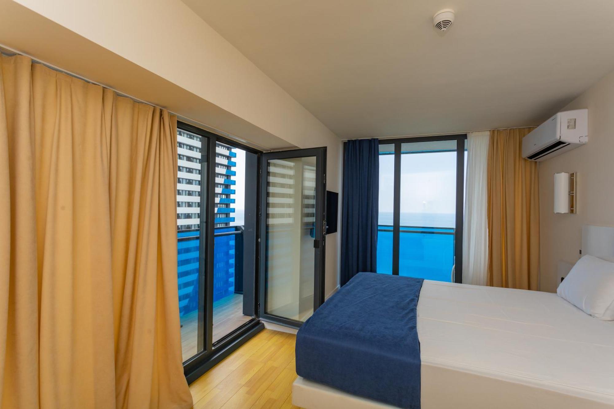 Orbi City Hotel Official D Block Batumi Bagian luar foto